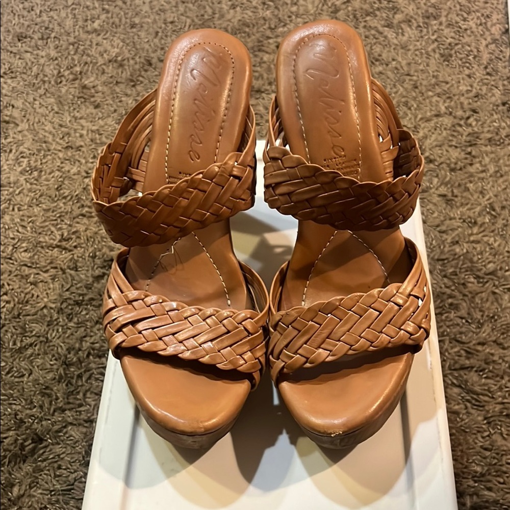 Matisse tan braided leather sandals with wood platform heel.  
Sz 8